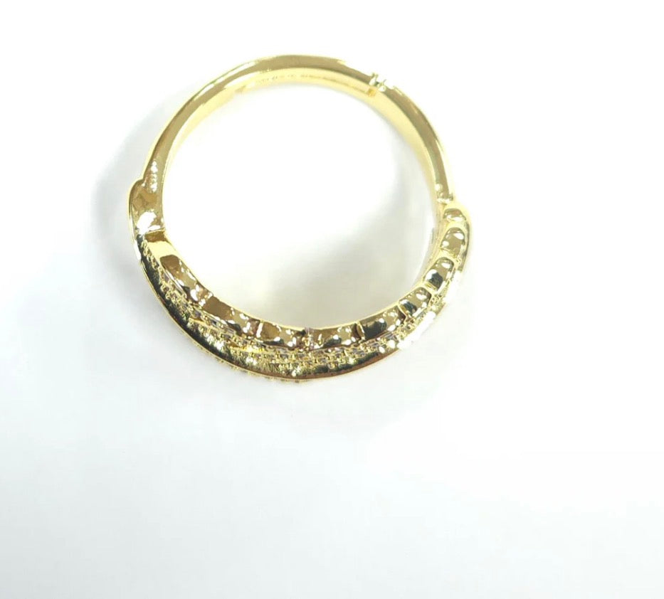 Gold Leaf Statement Ring – 18K Gold Pavé CZ Adjustable Nature-Inspired Ring for Women