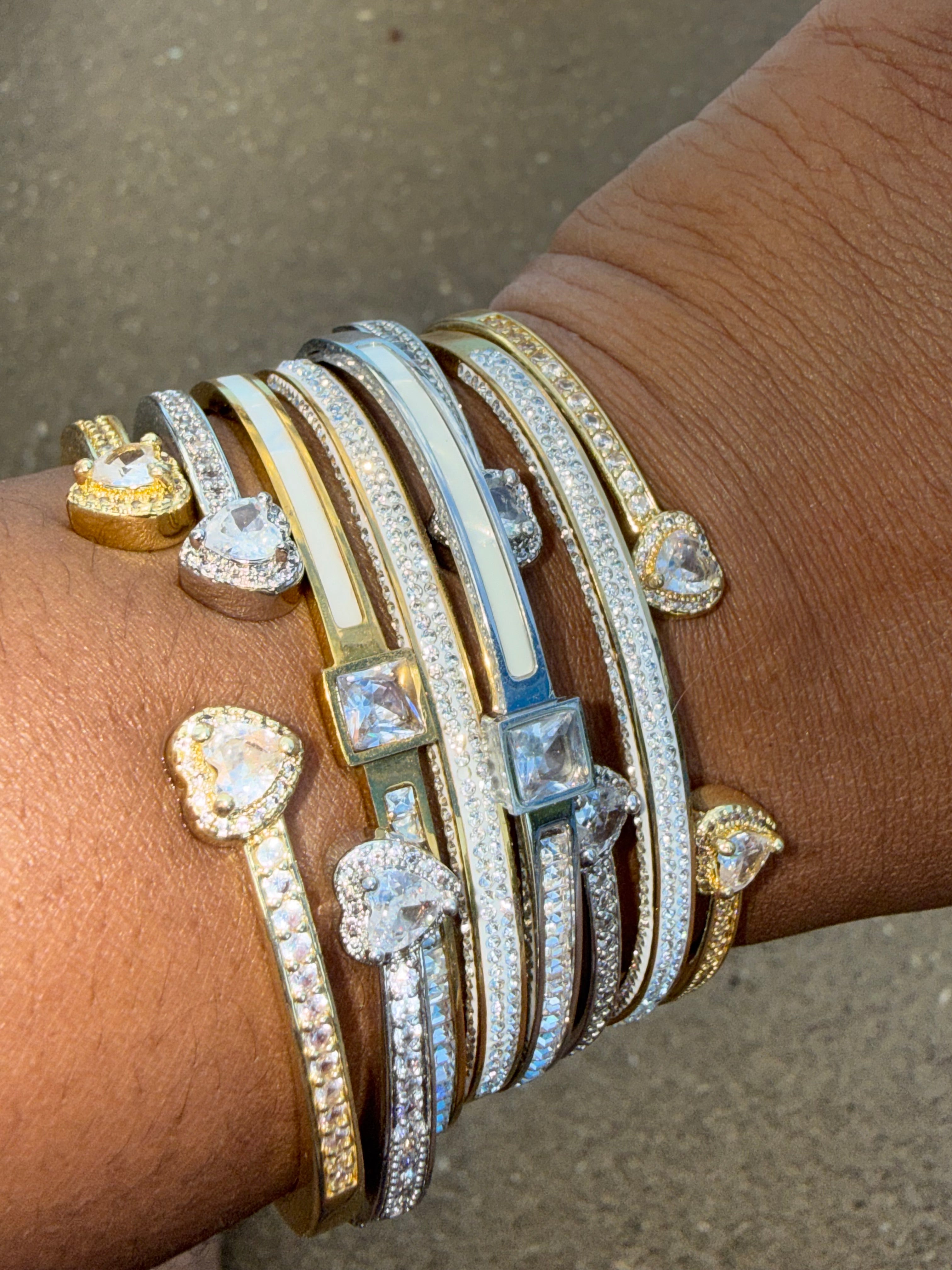 Gold Bangle Set for Women – 3-Piece Waterproof 18K Gold Stacking Bracelet Stack Gift Set